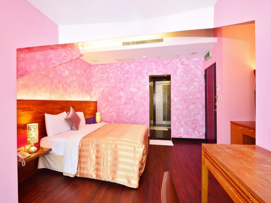Tranquil Sea Vacation Hotel Kenting Buitenkant foto