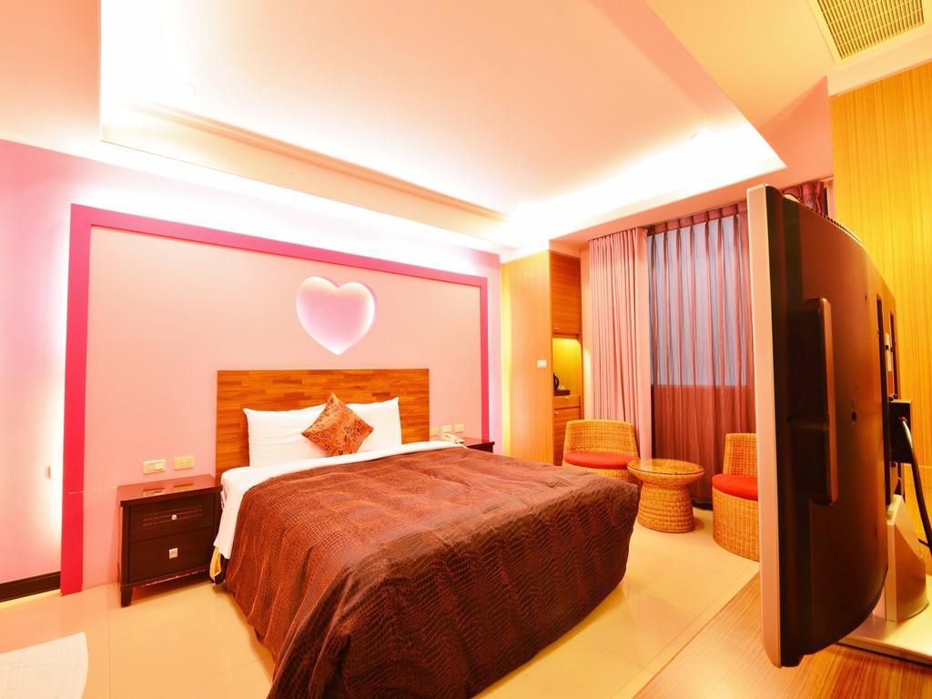 Tranquil Sea Vacation Hotel Kenting Buitenkant foto